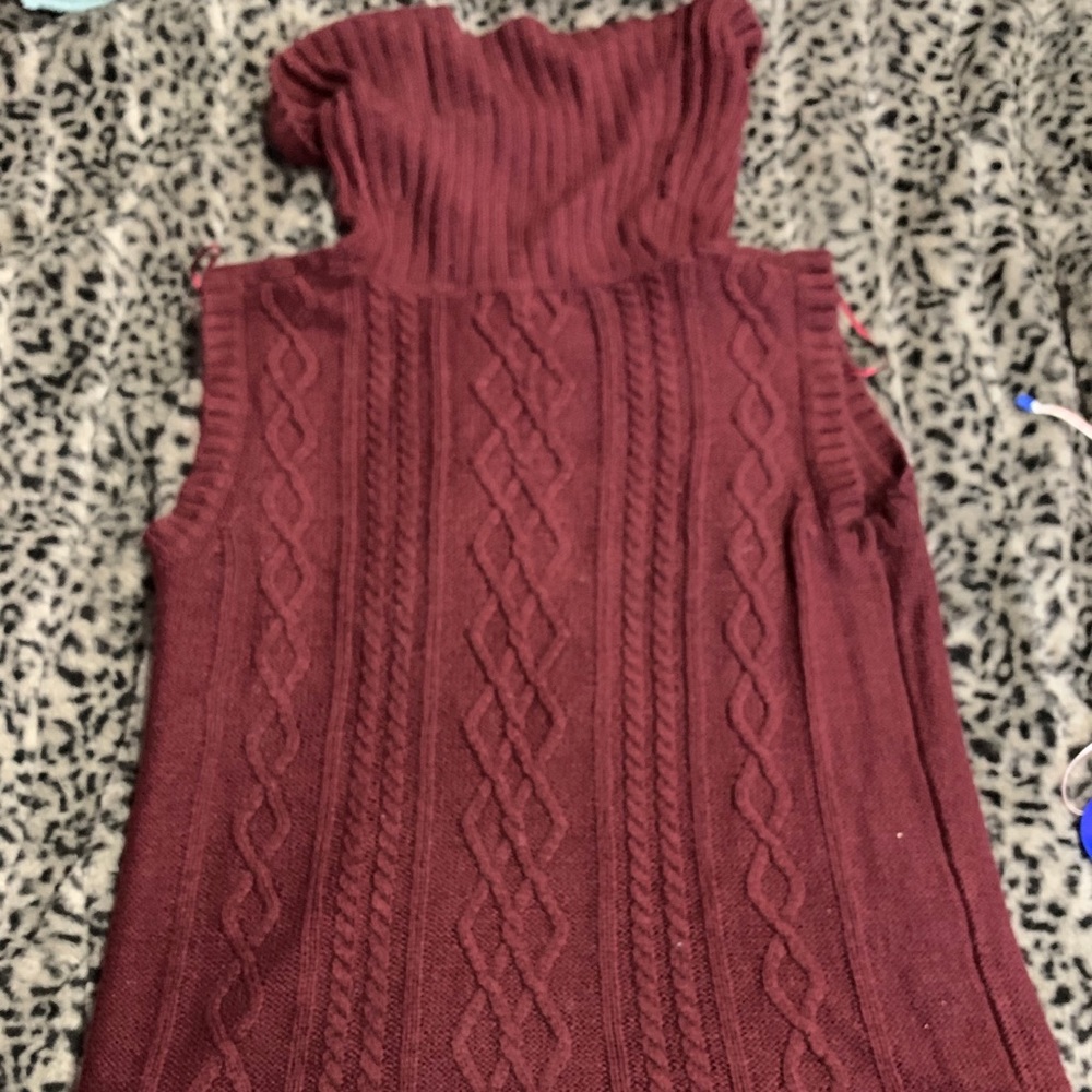 Sweater - Picture 3 of 4